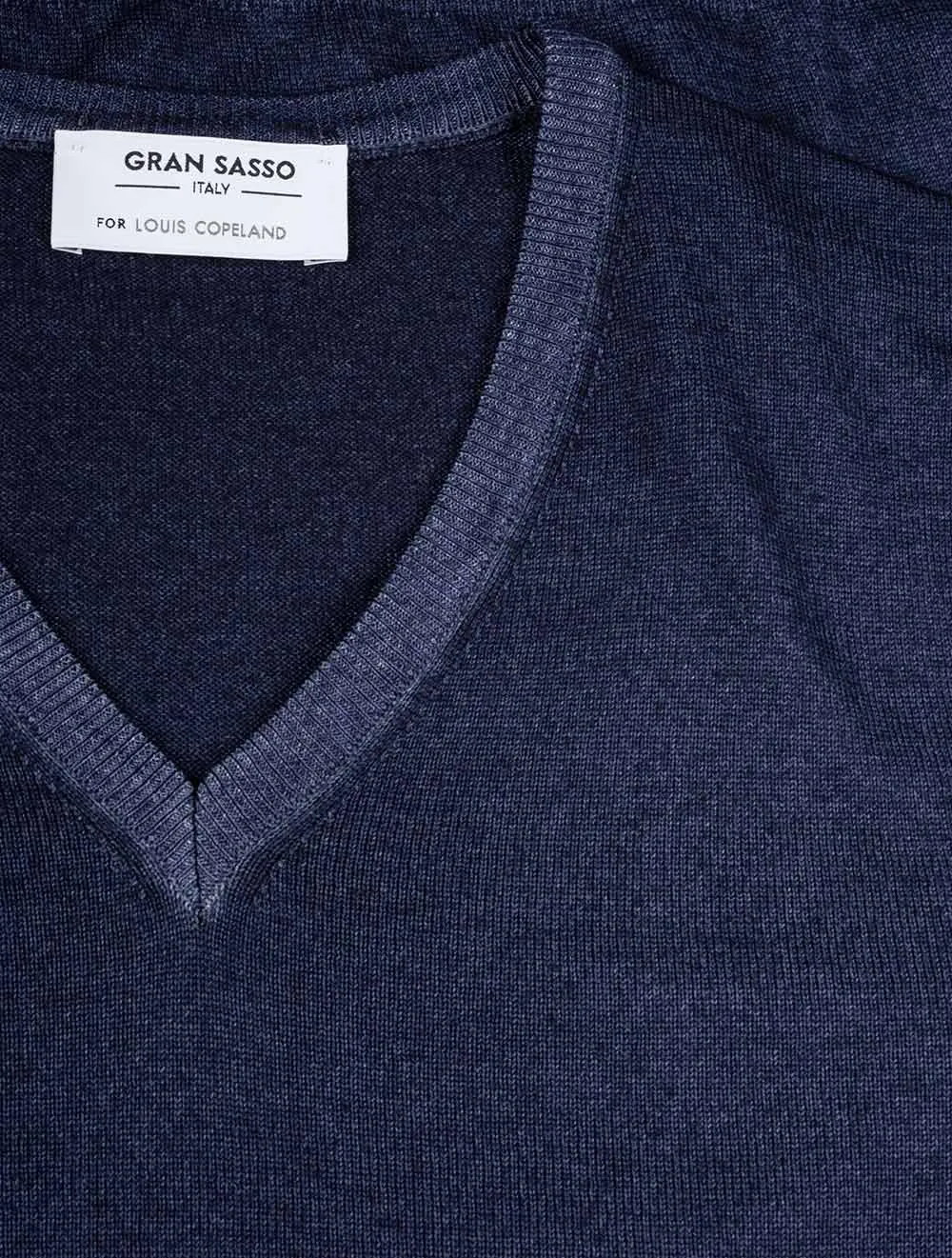 V-Neck Pullover Navy